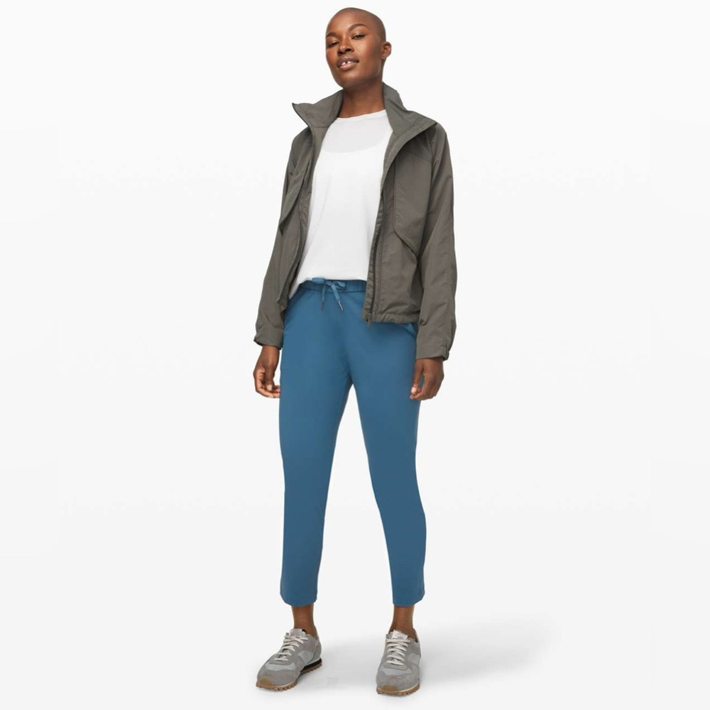 Lululemon On the Fly 7/8 Pant in Petrol Blue
